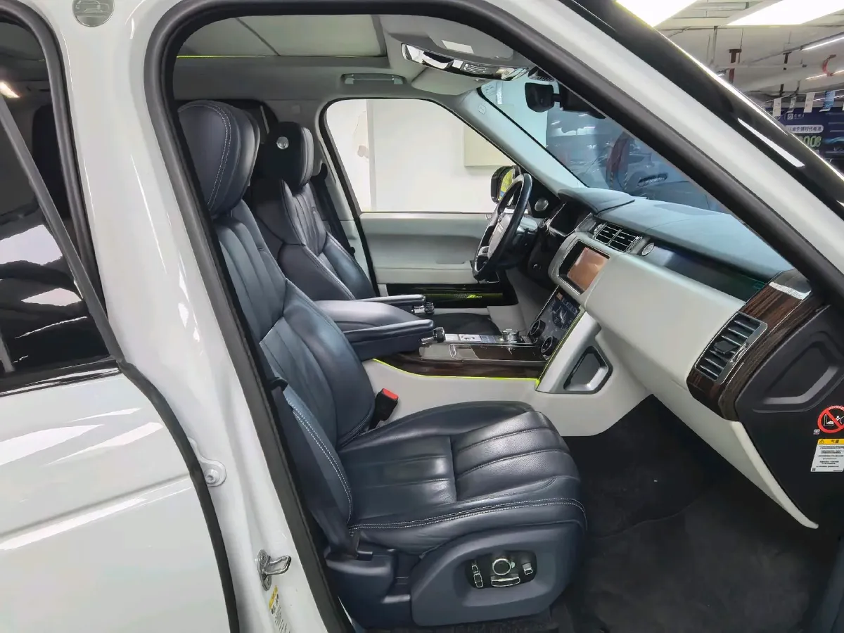 2017 Land Rover Range Rover 3.0T 381HP V6 8AT,autocango,china used car exporter,china ev exporter,chinese used car exporter,chinese used ev exporter