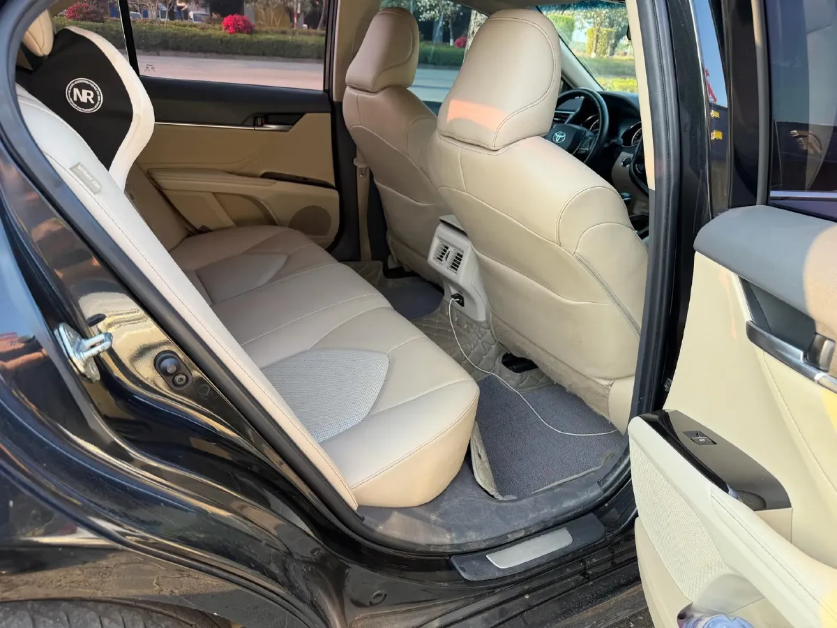 2019 Toyota Camry 2.5L 209HP L4 8AT,autocango,china used car exporter,china ev exporter,chinese used car exporter,chinese used ev exporter