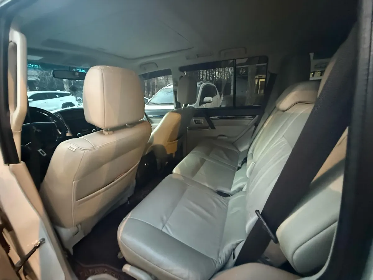 2017 Honda Jade 1.8L 141HP L4 5AT,autocango,china used car exporter,china ev exporter,chinese used car exporter,chinese used ev exporter