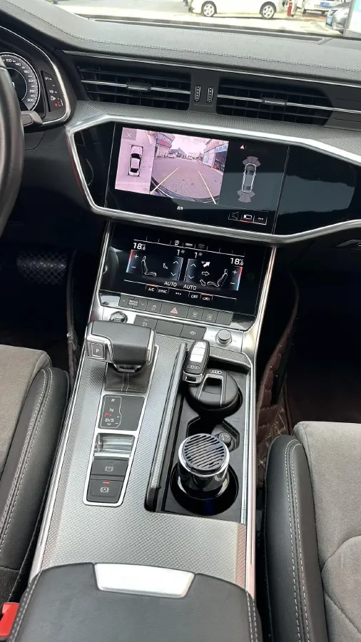 2021 Audi A6L 2.0T 224HP L4 7DCT,autocango,china used car exporter,china ev exporter,chinese used car exporter,chinese used ev exporter