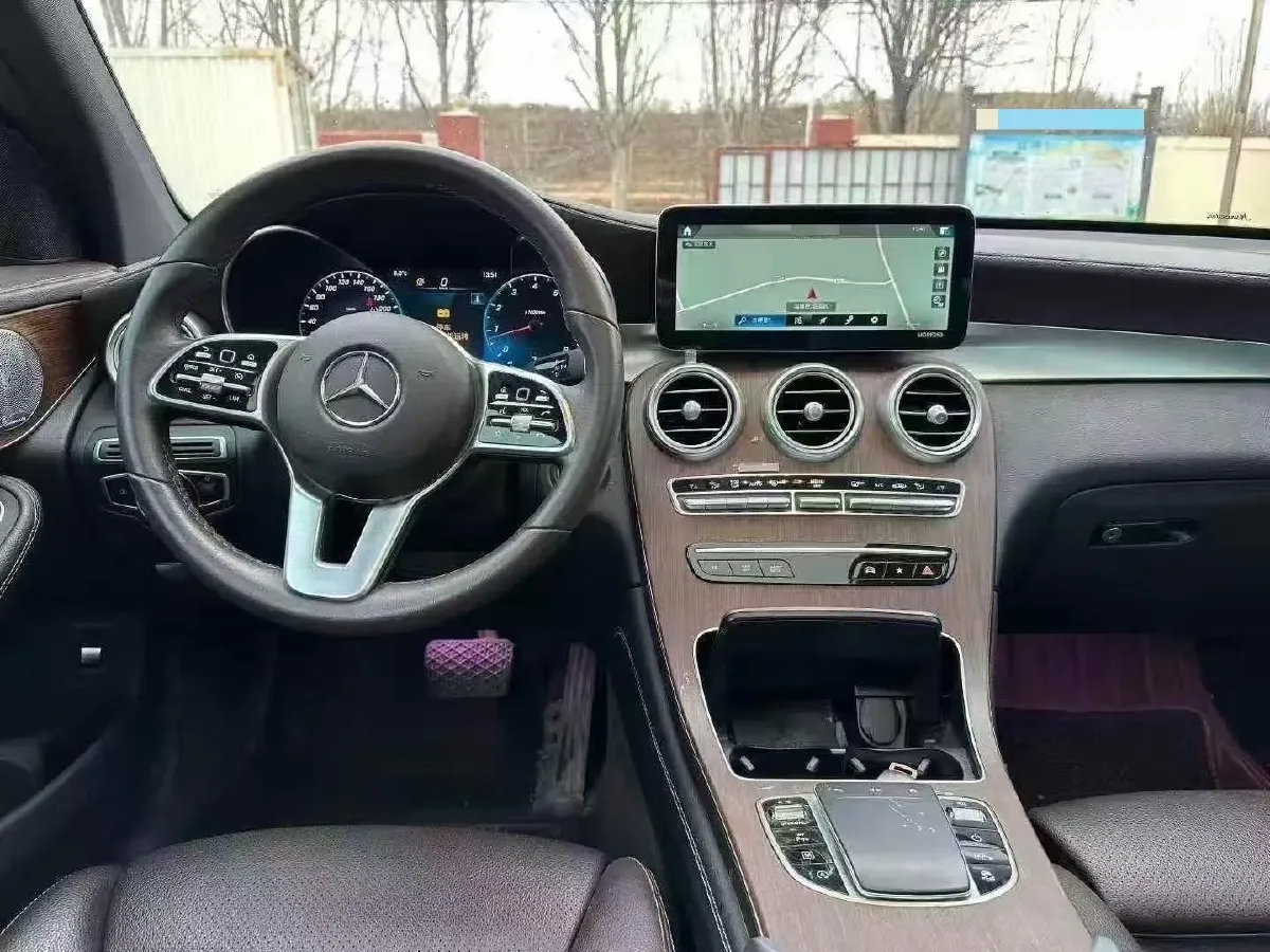 2021 Mercedes-Benz GLC Class 2.0T 258HP L4 9AT,autocango,china used car exporter,china ev exporter,chinese used car exporter,chinese used ev exporter