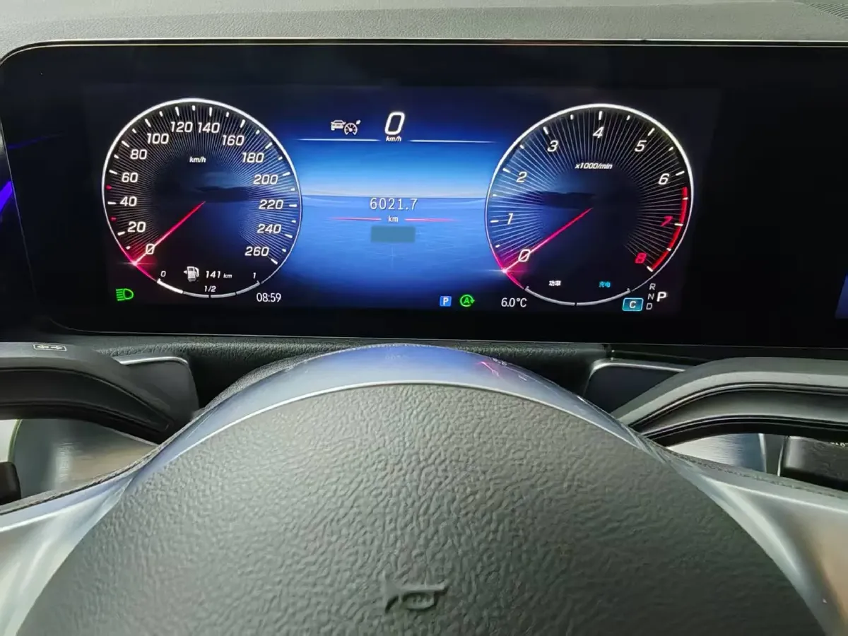 2025 Mercedes-Benz GLB Class 2.0T 190HP L4 8DCT,autocango,china used car exporter,china ev exporter,chinese used car exporter,chinese used ev exporter