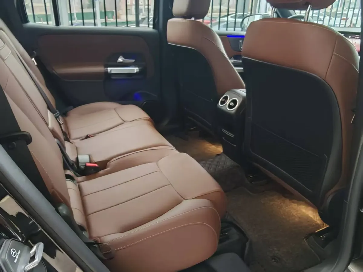 2025 Mercedes-Benz GLB Class 2.0T 190HP L4 8DCT,autocango,china used car exporter,china ev exporter,chinese used car exporter,chinese used ev exporter