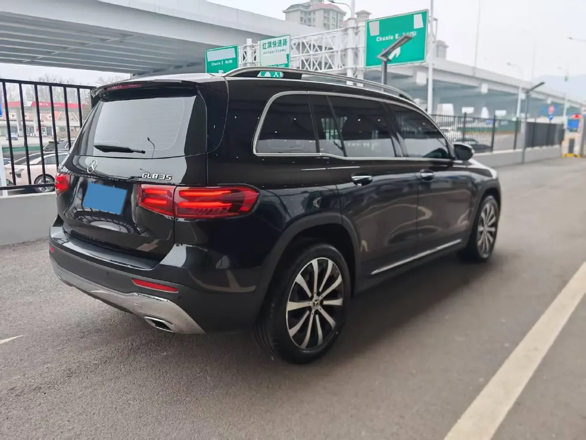 2025 Mercedes-Benz GLB Class 2.0T 190HP L4 8DCT,autocango,china used car exporter,china ev exporter,chinese used car exporter,chinese used ev exporter