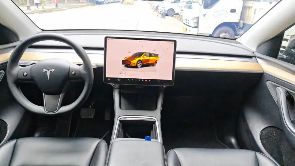 2022 Tesla Model Y BEV 60KWH,autocango,china used car exporter,china ev exporter,chinese used car exporter,chinese used ev exporter