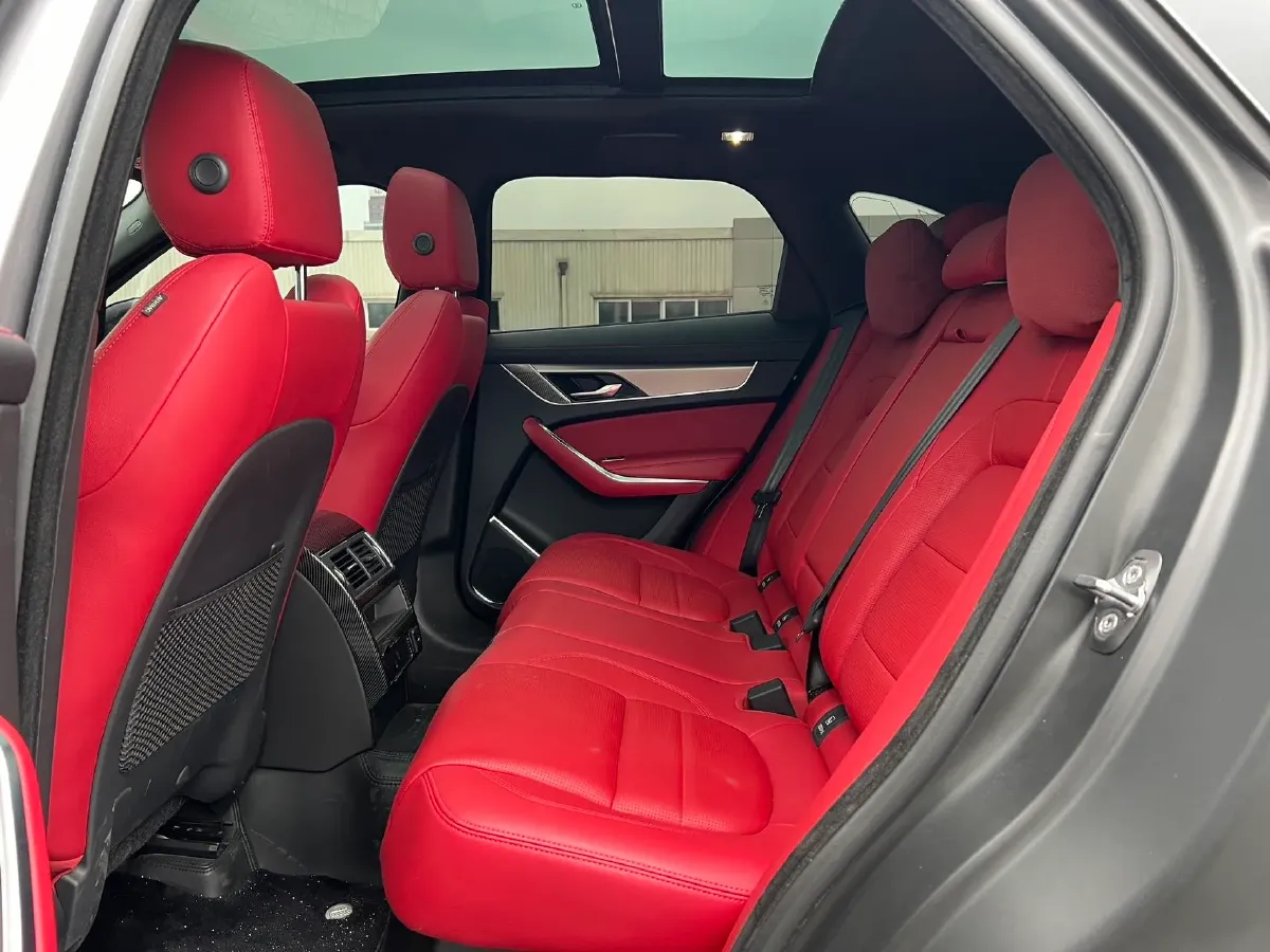 2024 Jaguar F-PACE 2.0T 250HP L4 8AT,autocango,china used car exporter,china ev exporter,chinese used car exporter,chinese used ev exporter