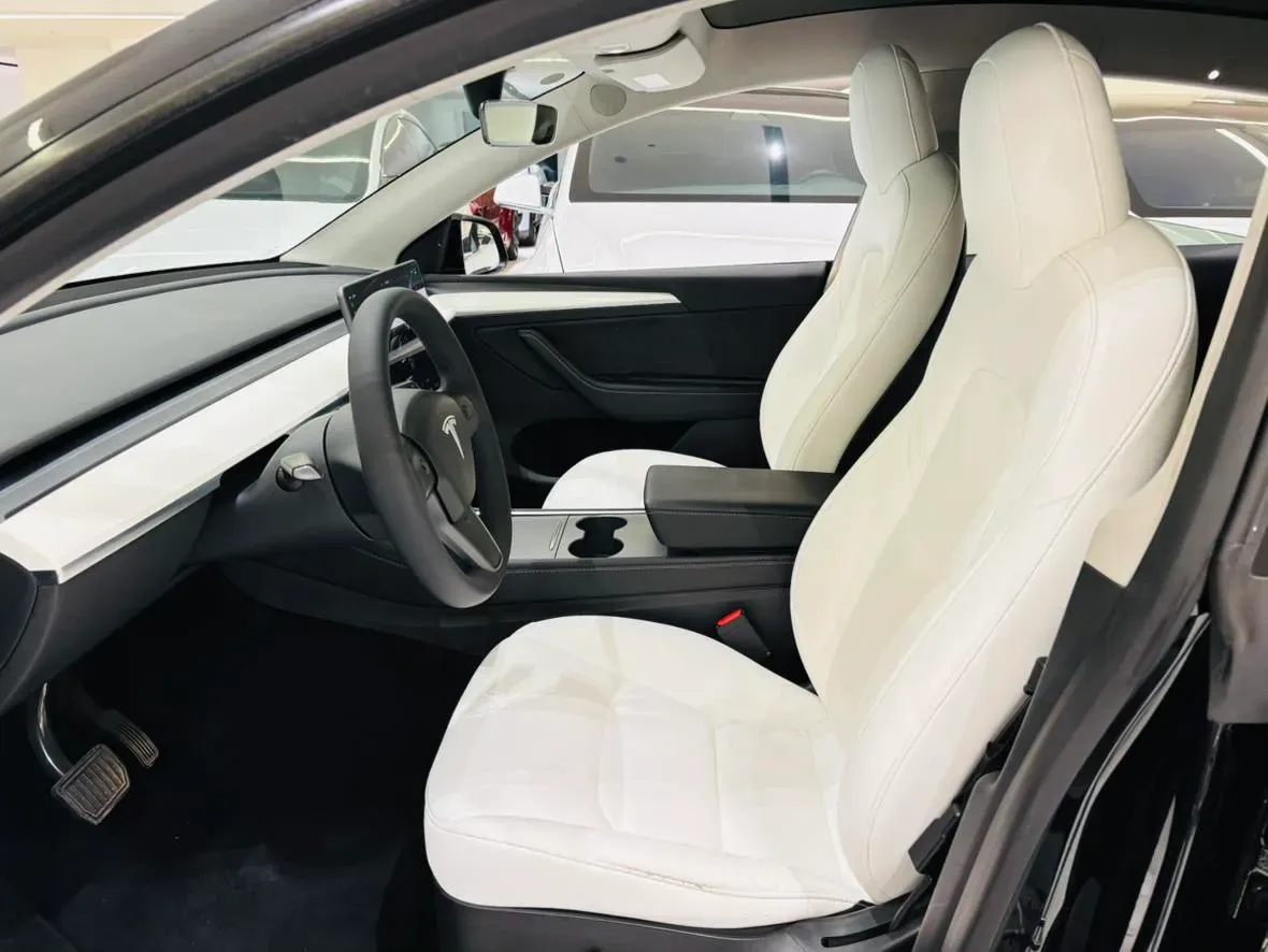 2022 Tesla Model Y BEV 60KWH,autocango,china used car exporter,china ev exporter,chinese used car exporter,chinese used ev exporter