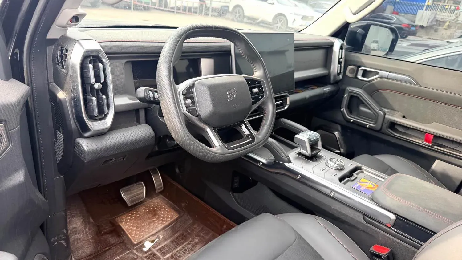 2023 Jetour Traveller 2.0T 254HP L4 7DCT,autocango,china used car exporter,china ev exporter,chinese used car exporter,chinese used ev exporter