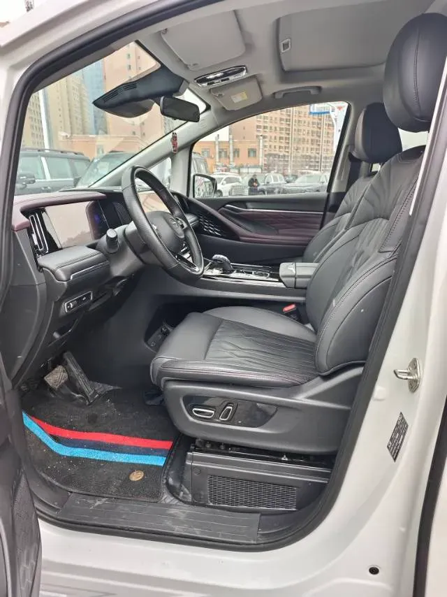 2023 GAC Trumpchi M8 2.0T 252HP L4 8AT,autocango,china used car exporter,china ev exporter,chinese used car exporter,chinese used ev exporter