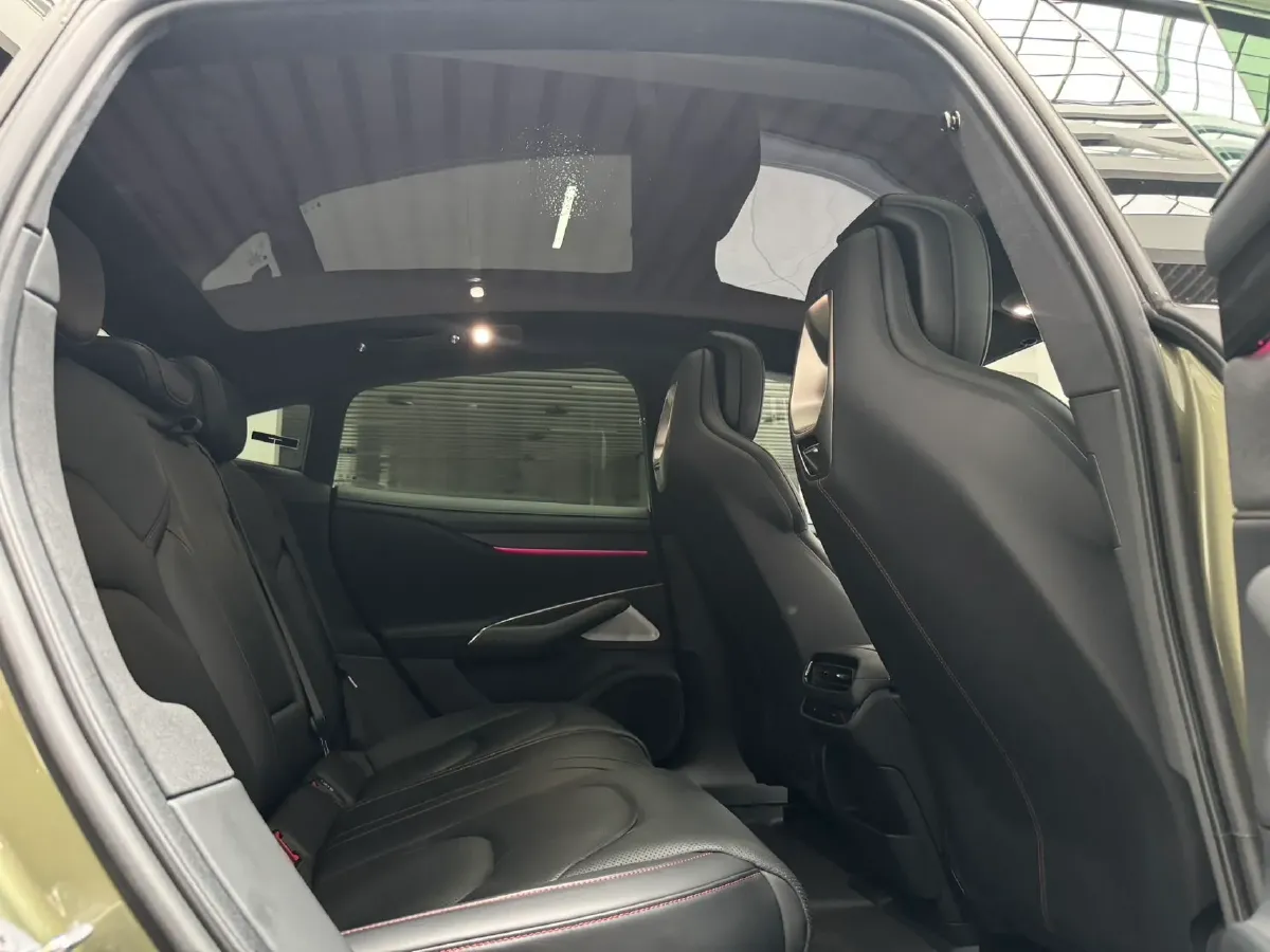 2024 MI SU7 BEV 101KWH,autocango,china used car exporter,china ev exporter,chinese used car exporter,chinese used ev exporter