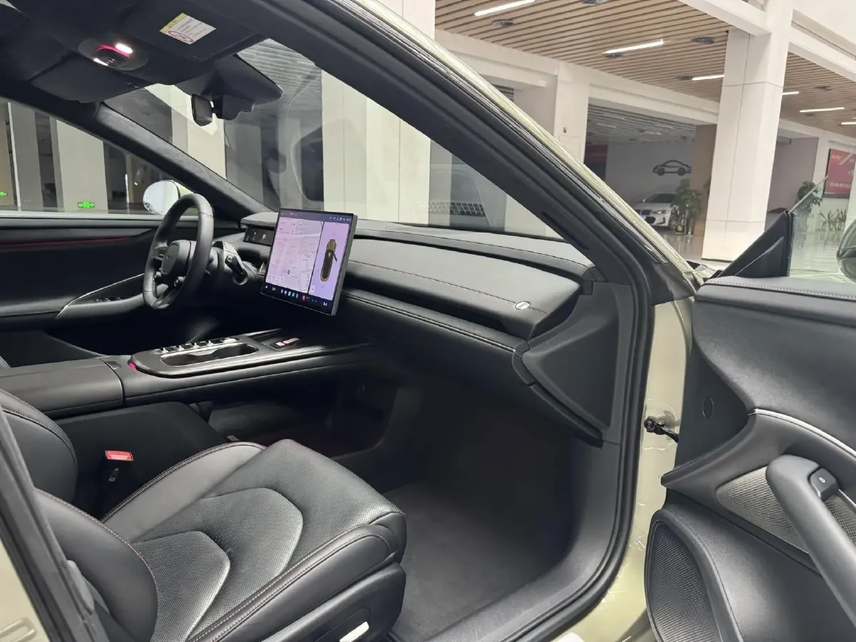 2024 MI SU7 BEV 101KWH,autocango,china used car exporter,china ev exporter,chinese used car exporter,chinese used ev exporter