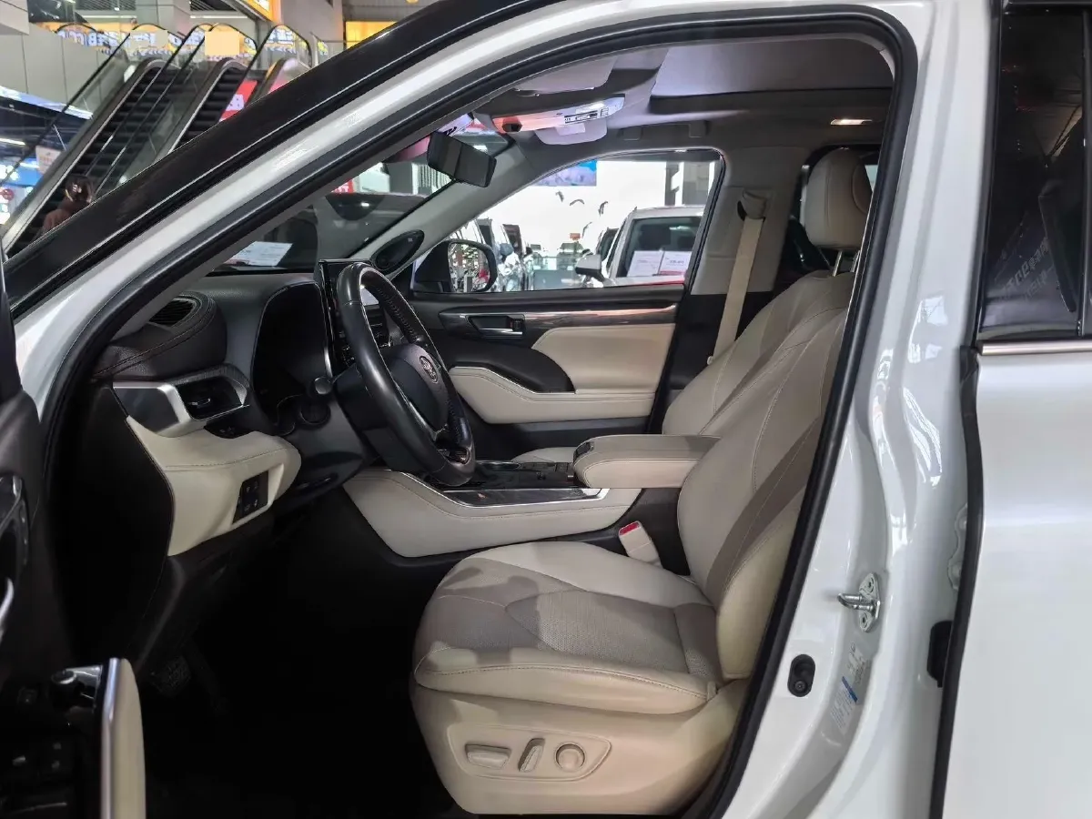 2022 Toyota Highlander 2.5L 192HP L4 E-CVT Hybrid,autocango,china used car exporter,china ev exporter,chinese used car exporter,chinese used ev exporter