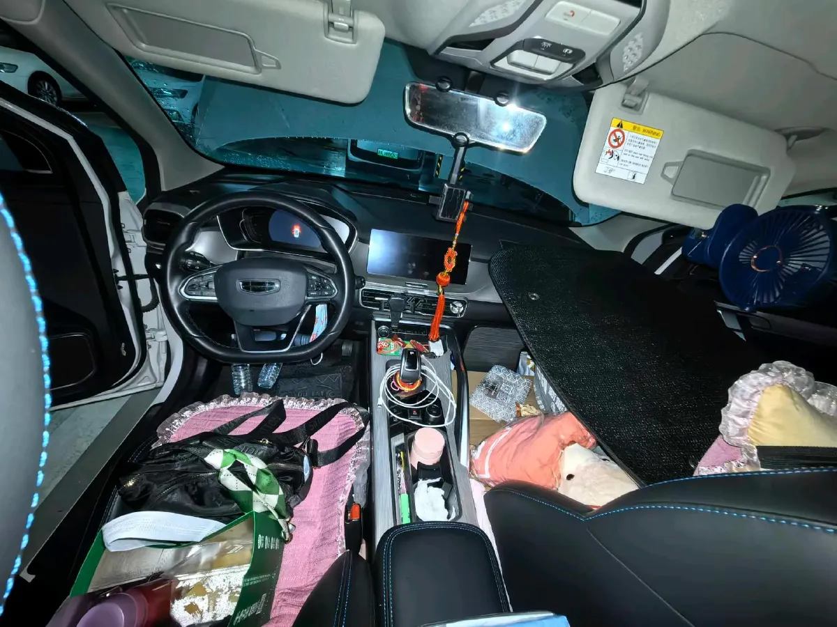 2020 Geely ICON 1.5T 177HP L3 7DCT,autocango,china used car exporter,china ev exporter,chinese used car exporter,chinese used ev exporter