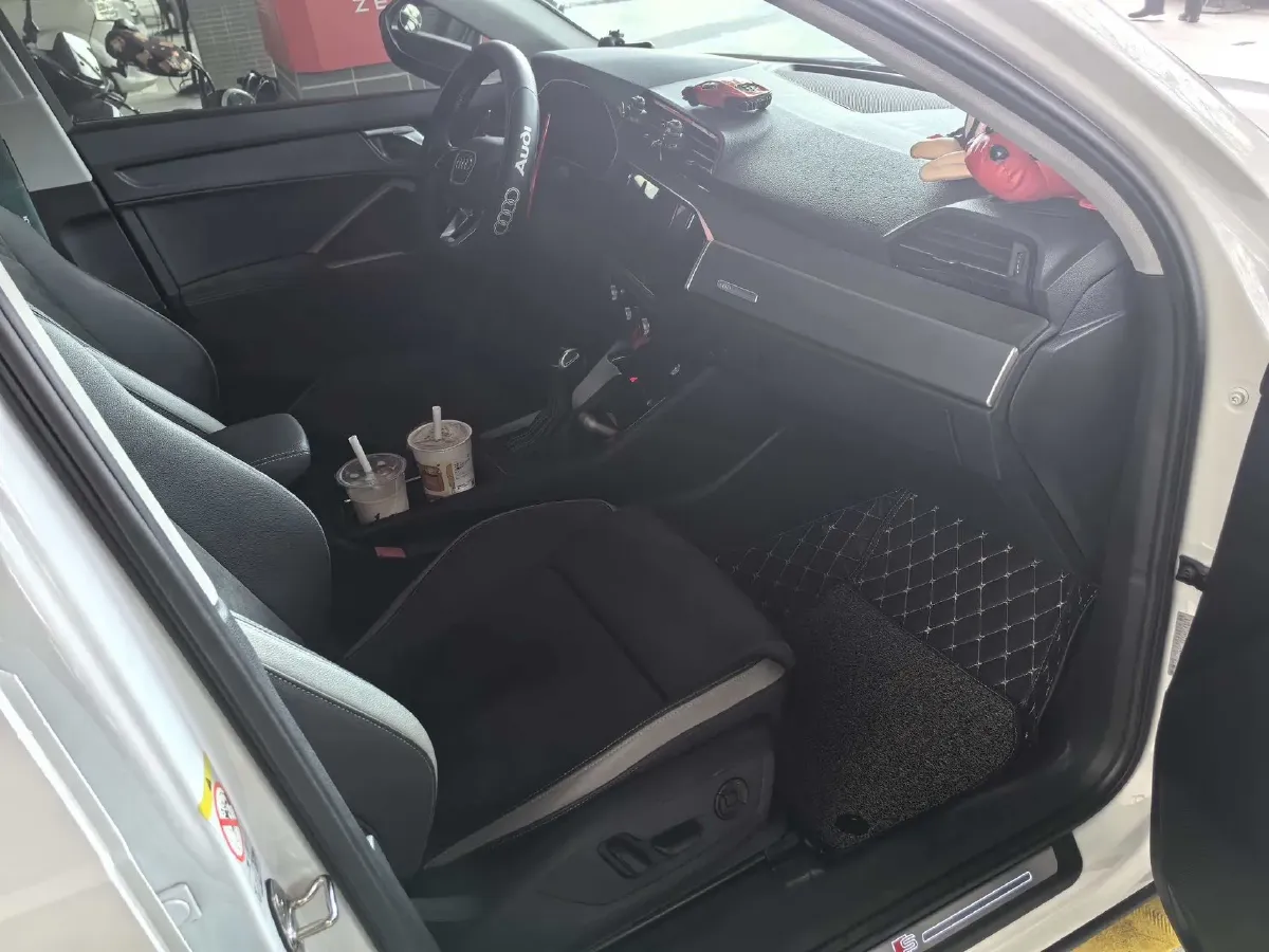 2021 Audi Q3 1.4T 150HP L4 7DCT,autocango,china used car exporter,china ev exporter,chinese used car exporter,chinese used ev exporter