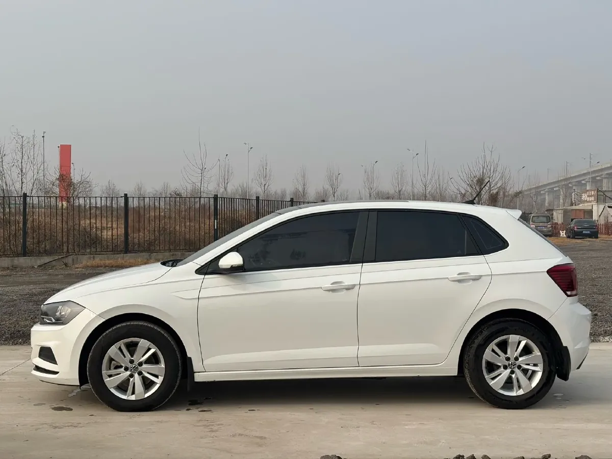 2023 Volkswagen Polo 1.5L 113HP L4 6AT,autocango,china used car exporter,china ev exporter,chinese used car exporter,chinese used ev exporter