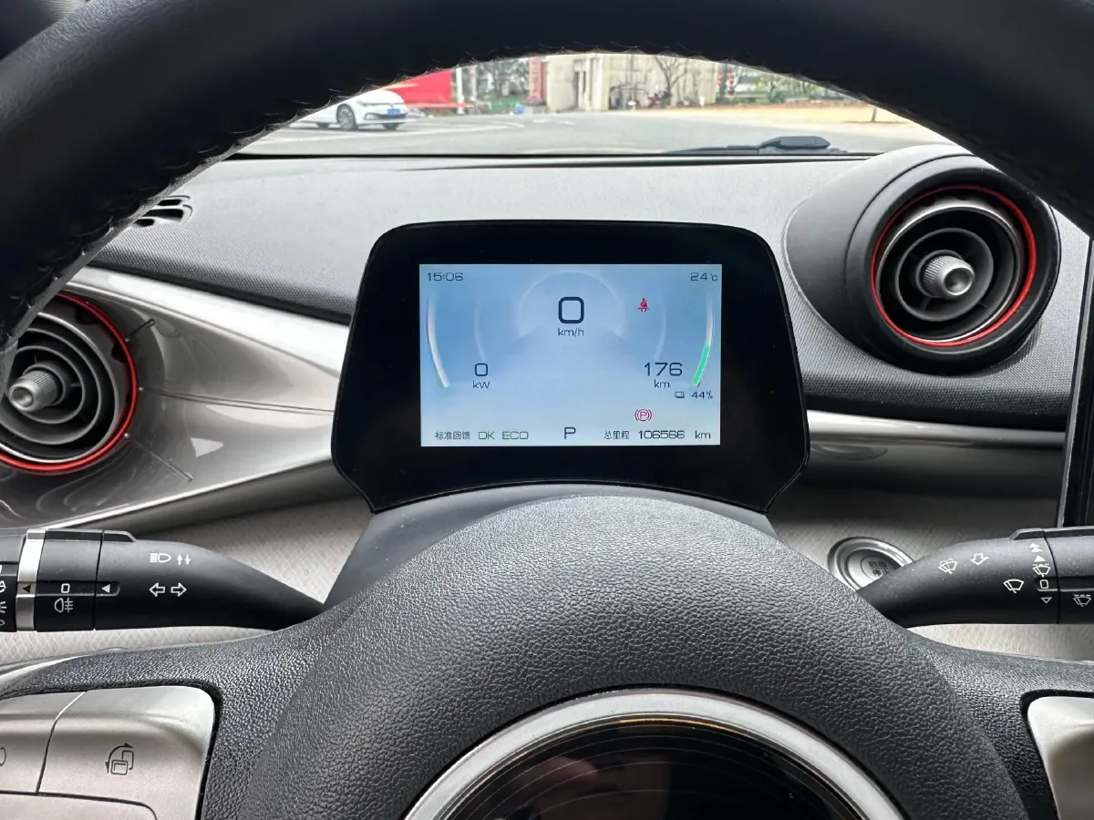 2021 Ford Escort 1.5L 122HP L3 6AT,autocango,china used car exporter,china ev exporter,chinese used car exporter,chinese used ev exporter