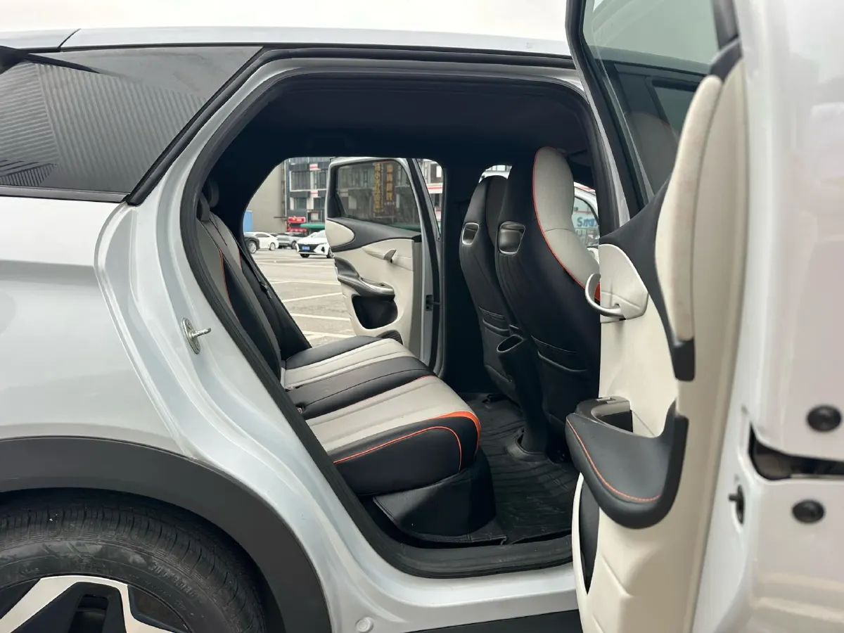 2021 Ford Escort 1.5L 122HP L3 6AT,autocango,china used car exporter,china ev exporter,chinese used car exporter,chinese used ev exporter