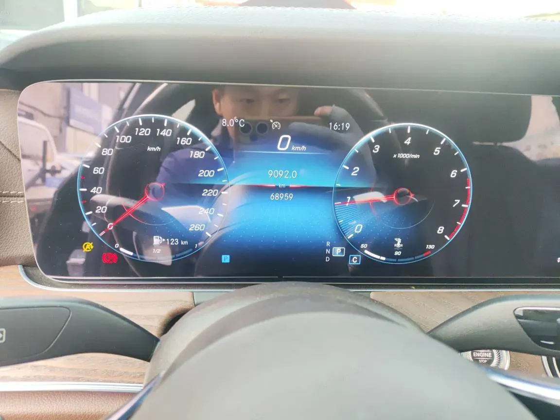 2021 Mercedes-Benz E Class 2.0T 197HP L4 9AT,autocango,china used car exporter,china ev exporter,chinese used car exporter,chinese used ev exporter