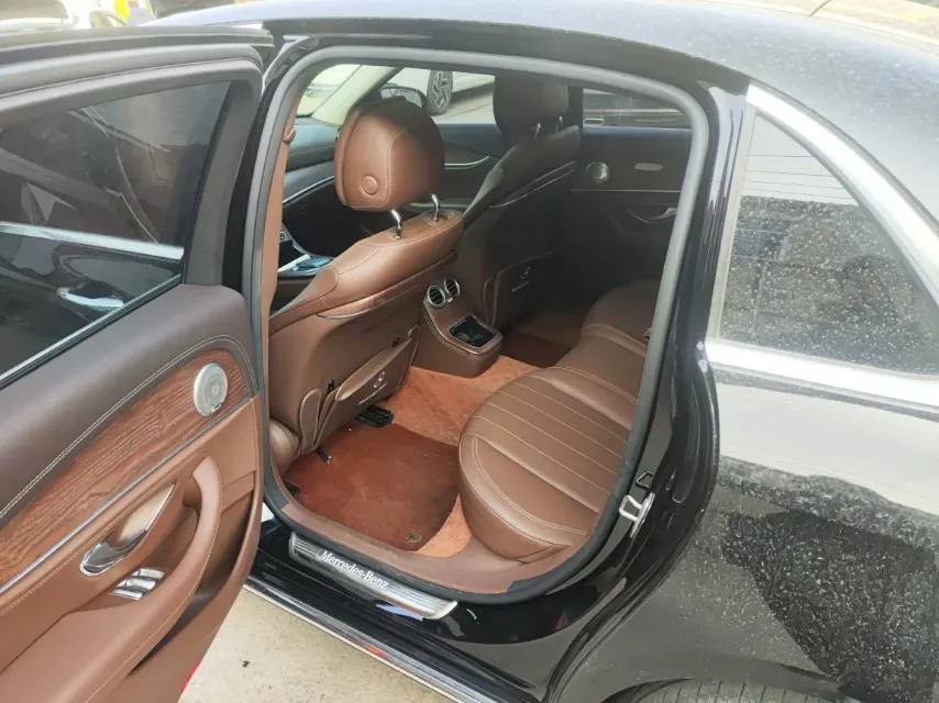 2021 Mercedes-Benz E Class 2.0T 197HP L4 9AT,autocango,china used car exporter,china ev exporter,chinese used car exporter,chinese used ev exporter