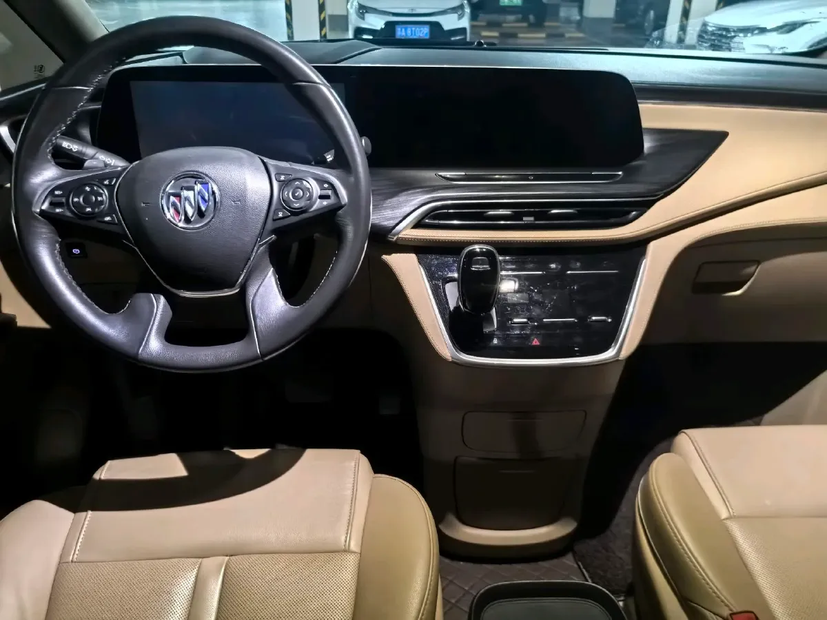 2018 Buick GL8 2.0T 260HP L4 6AT,autocango,china used car exporter,china ev exporter,chinese used car exporter,chinese used ev exporter