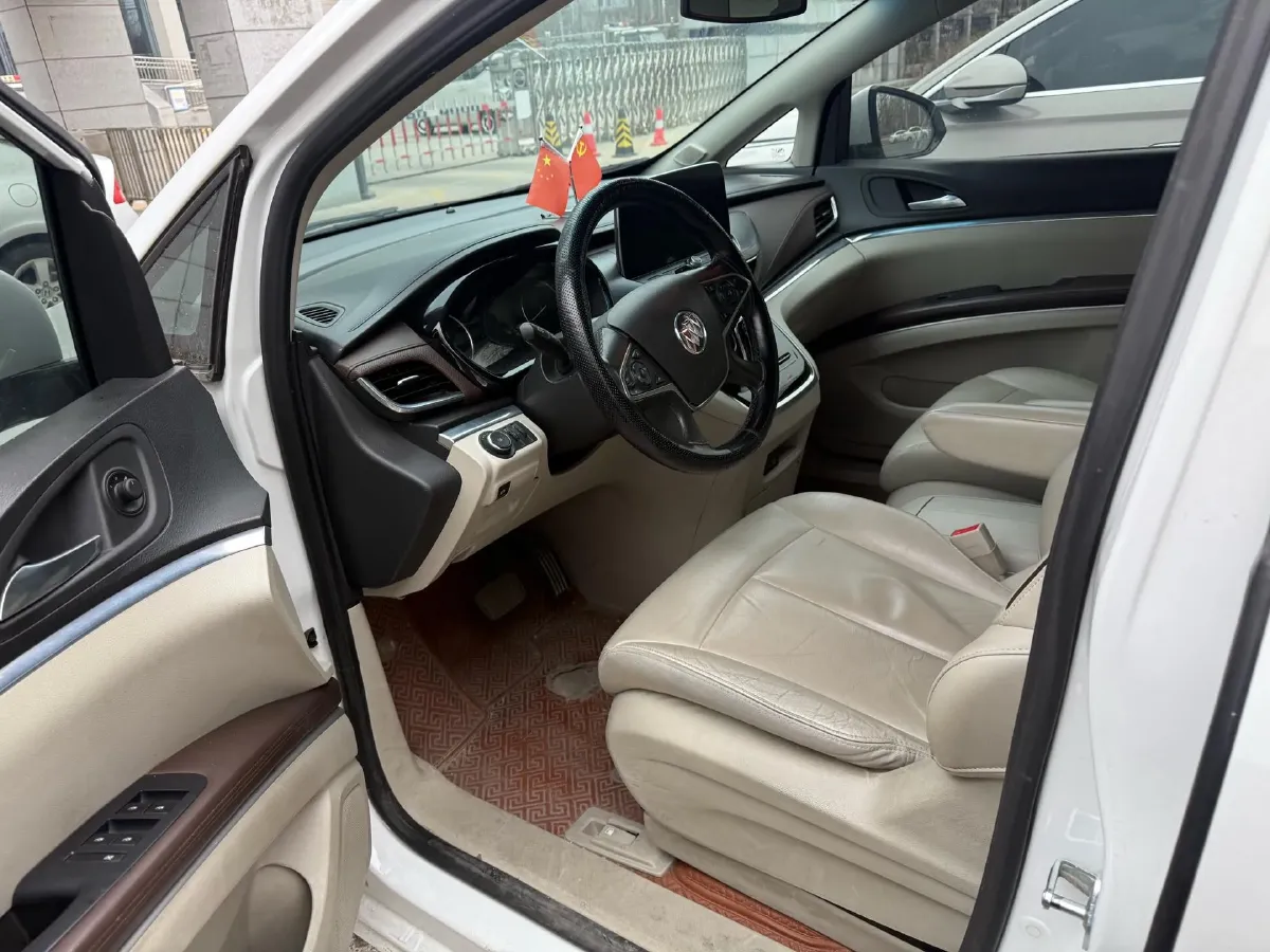 2021 Buick GL8 2.0T 237HP L4 9AT,autocango,china used car exporter,china ev exporter,chinese used car exporter,chinese used ev exporter