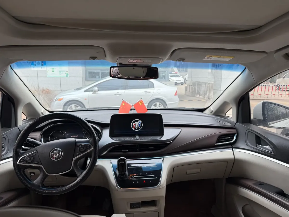 2021 Buick GL8 2.0T 237HP L4 9AT,autocango,china used car exporter,china ev exporter,chinese used car exporter,chinese used ev exporter