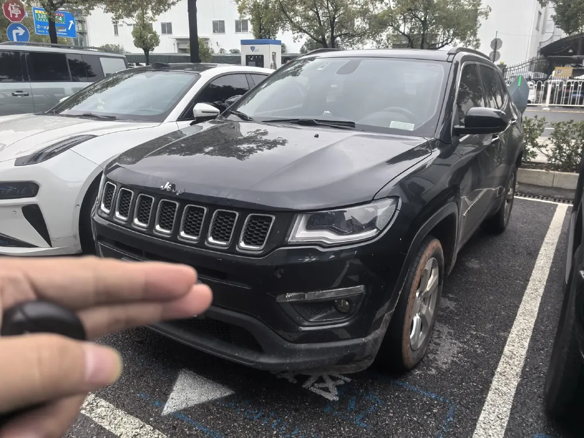 2020 Jeep Compass 1.3T 173HP L4 7DCT,autocango,china used car exporter,china ev exporter,chinese used car exporter,chinese used ev exporter