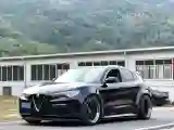 2017 Alfa Romeo Stelvio 2.0T 280HP L4 8AT
