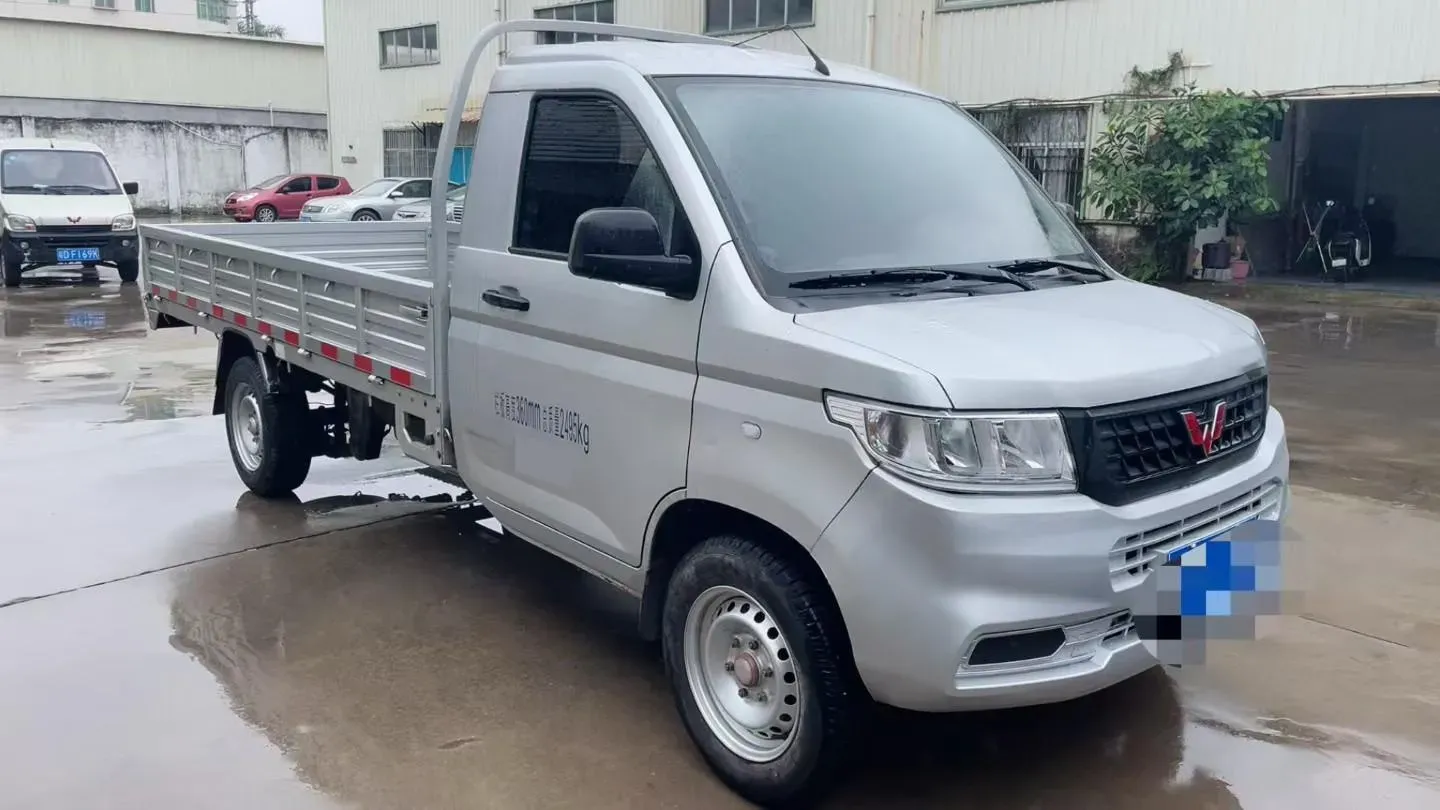 2023 WuLing RongGuang New Truck 2.0L 136HP L4 5MT,autocango,china used car exporter,china ev exporter,chinese used car exporter,chinese used ev exporter