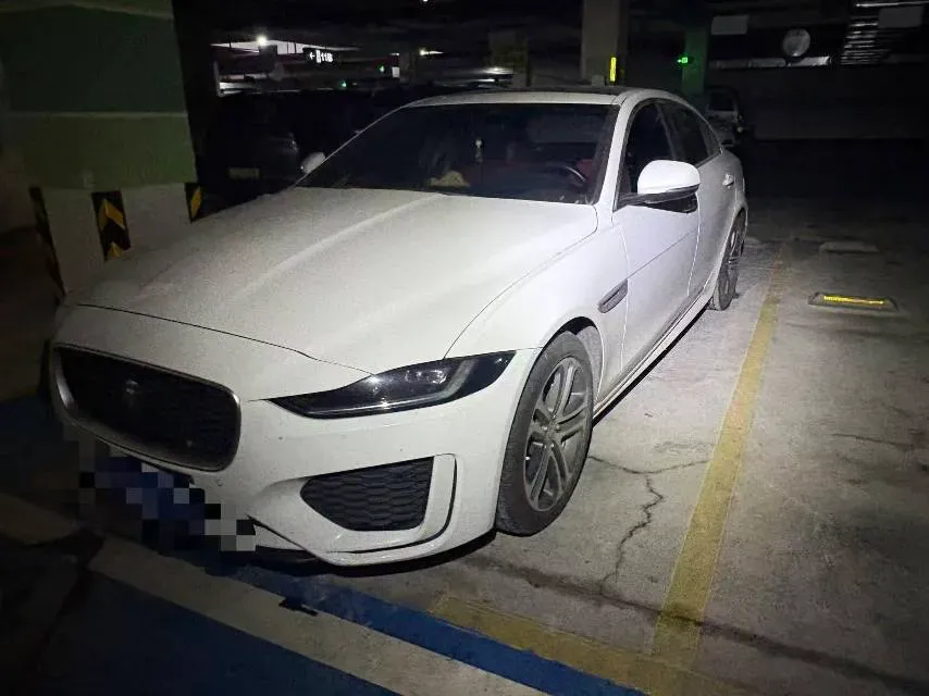 2022 Jaguar XEL 2.0T 250HP L4 8AT,autocango,china used car exporter,china ev exporter,chinese used car exporter,chinese used ev exporter