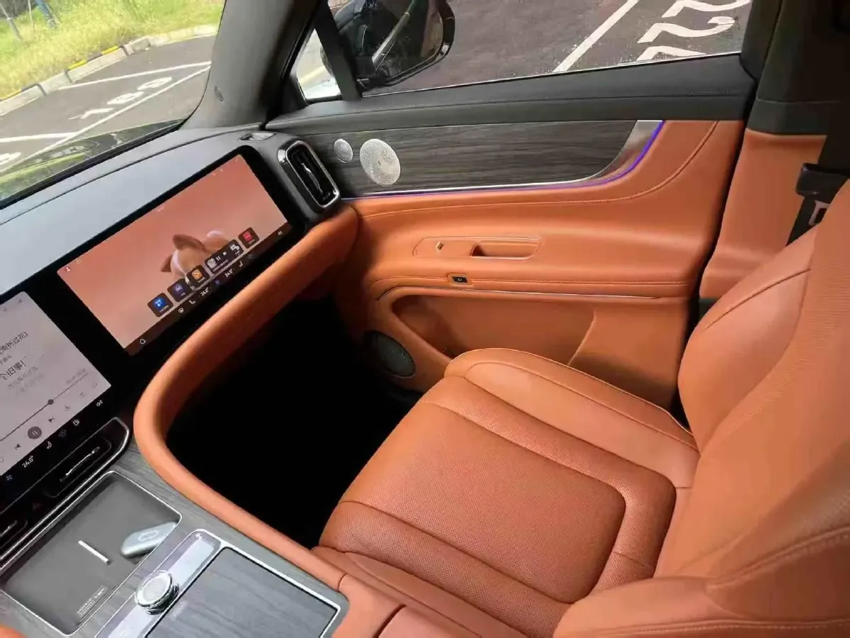 2024 AITO AITO M9 1.5T 152HP L4 REEV 42KWH,autocango,china used car exporter,china ev exporter,chinese used car exporter,chinese used ev exporter