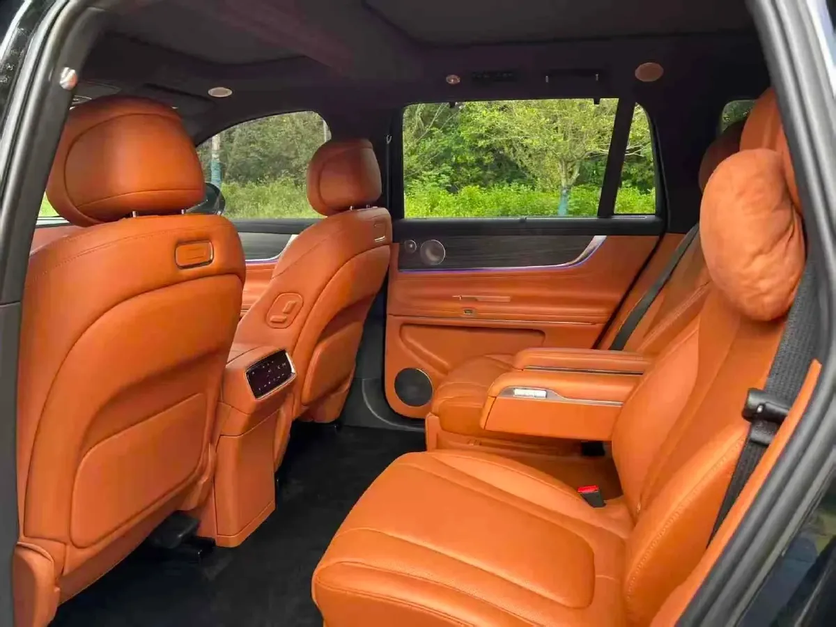 2024 AITO AITO M9 1.5T 152HP L4 REEV 42KWH,autocango,china used car exporter,china ev exporter,chinese used car exporter,chinese used ev exporter