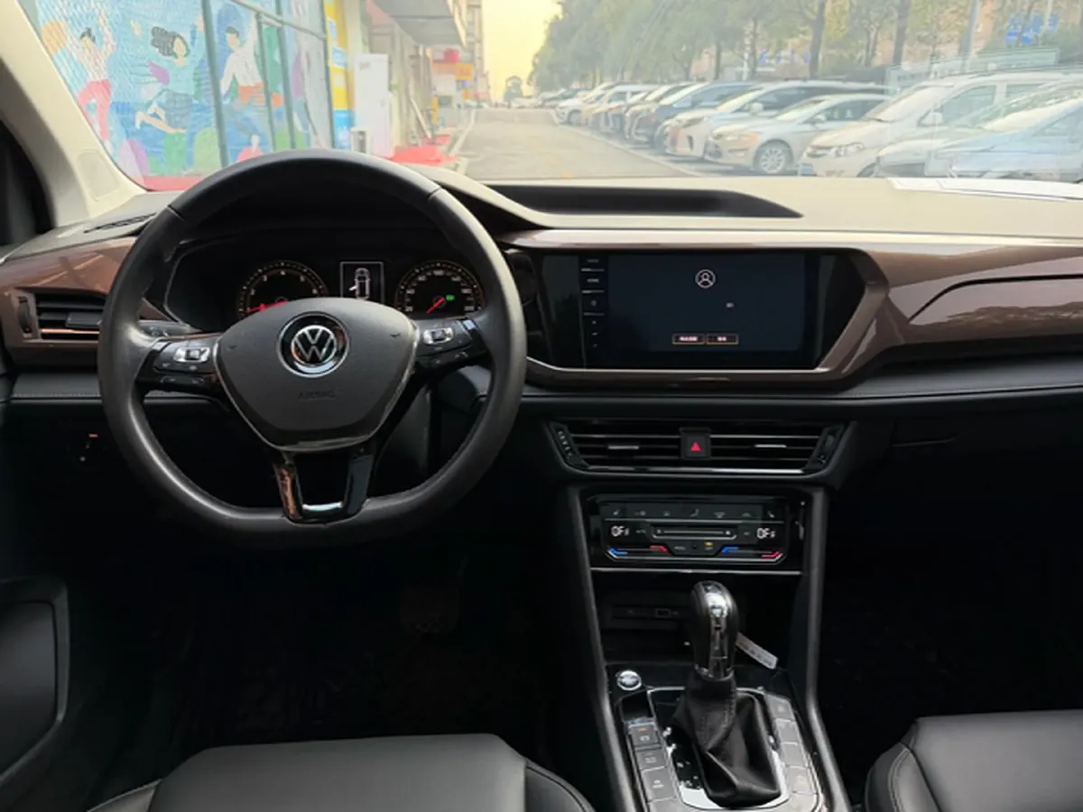 2021 Volkswagen Tharu 1.4T 150HP L4 7DCT,autocango,china used car exporter,china ev exporter,chinese used car exporter,chinese used ev exporter