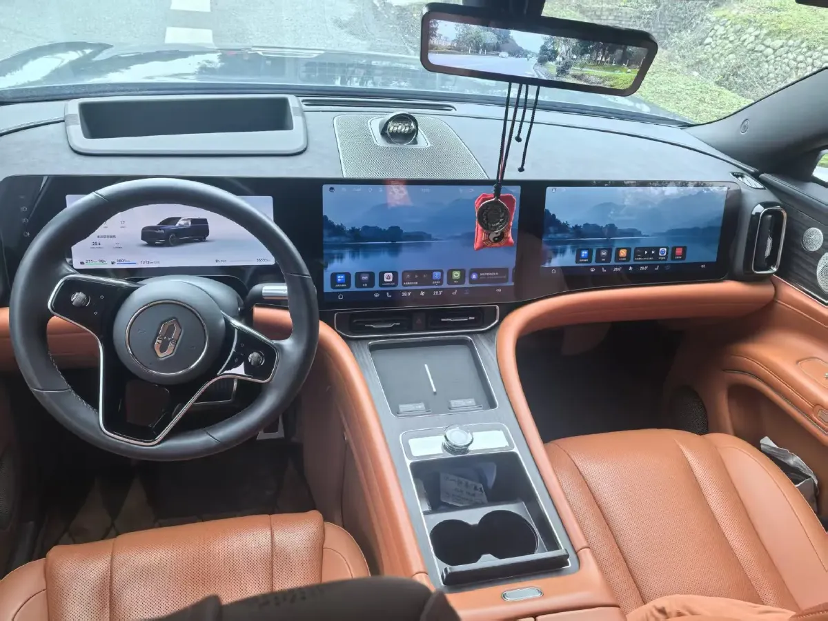 2024 AITO AITO M9 1.5T 152HP L4 REEV 42KWH,autocango,china used car exporter,china ev exporter,chinese used car exporter,chinese used ev exporter