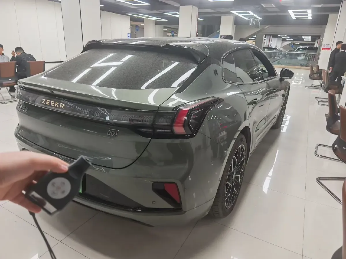 2025 Zeekr 001 BEV 95KWH,autocango,china used car exporter,china ev exporter,chinese used car exporter,chinese used ev exporter