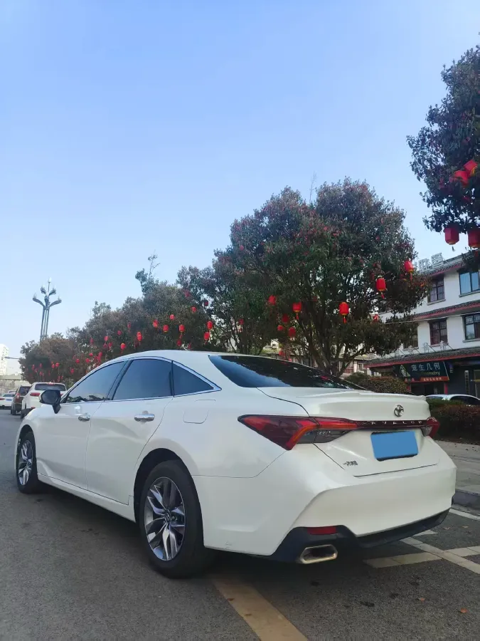 2021 Toyota Avalon 2.5L 209HP L4 8AT,autocango,china used car exporter,china ev exporter,chinese used car exporter,chinese used ev exporter