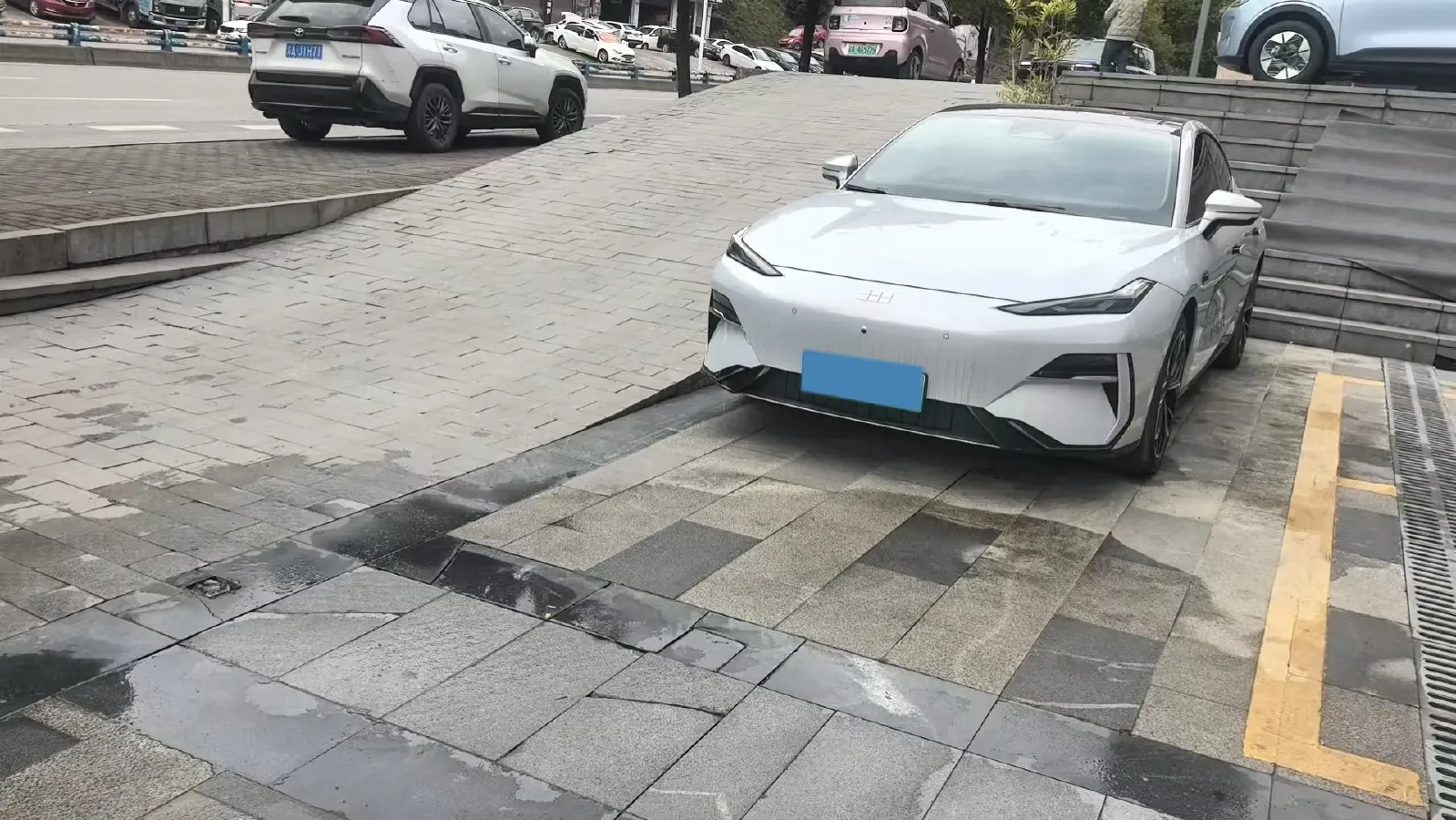 2025 MAXUS InterstellarX 2.5T 224HP L4 8AT,autocango,china used car exporter,china ev exporter,chinese used car exporter,chinese used ev exporter