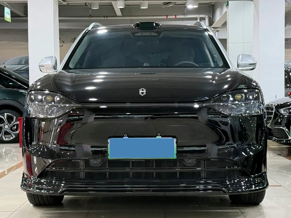 2025 AITO AITO M9 REEV 160HP REEV 52KWH,autocango,china used car exporter,china ev exporter,chinese used car exporter,chinese used ev exporter