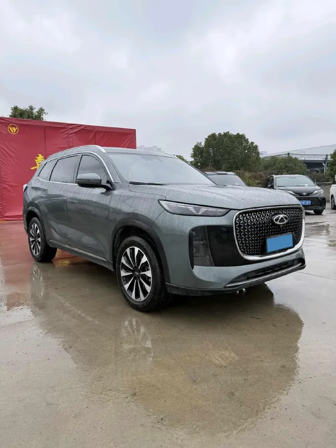 2025 Chery Tiggo 8 Plus 1.6T 197HP L4 7DCT,autocango,china used car exporter,china ev exporter,chinese used car exporter,chinese used ev exporter