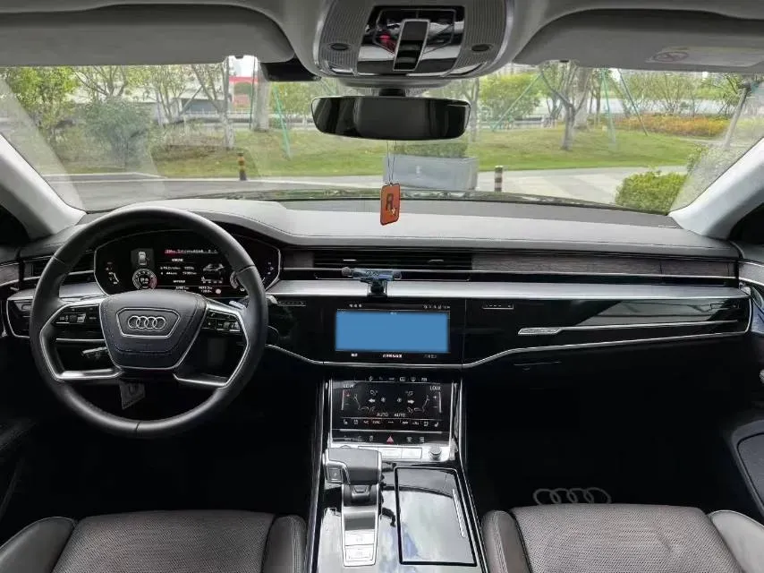 2023 Audi A8 3.0T 286HP V6 8AT,autocango,china used car exporter,china ev exporter,chinese used car exporter,chinese used ev exporter