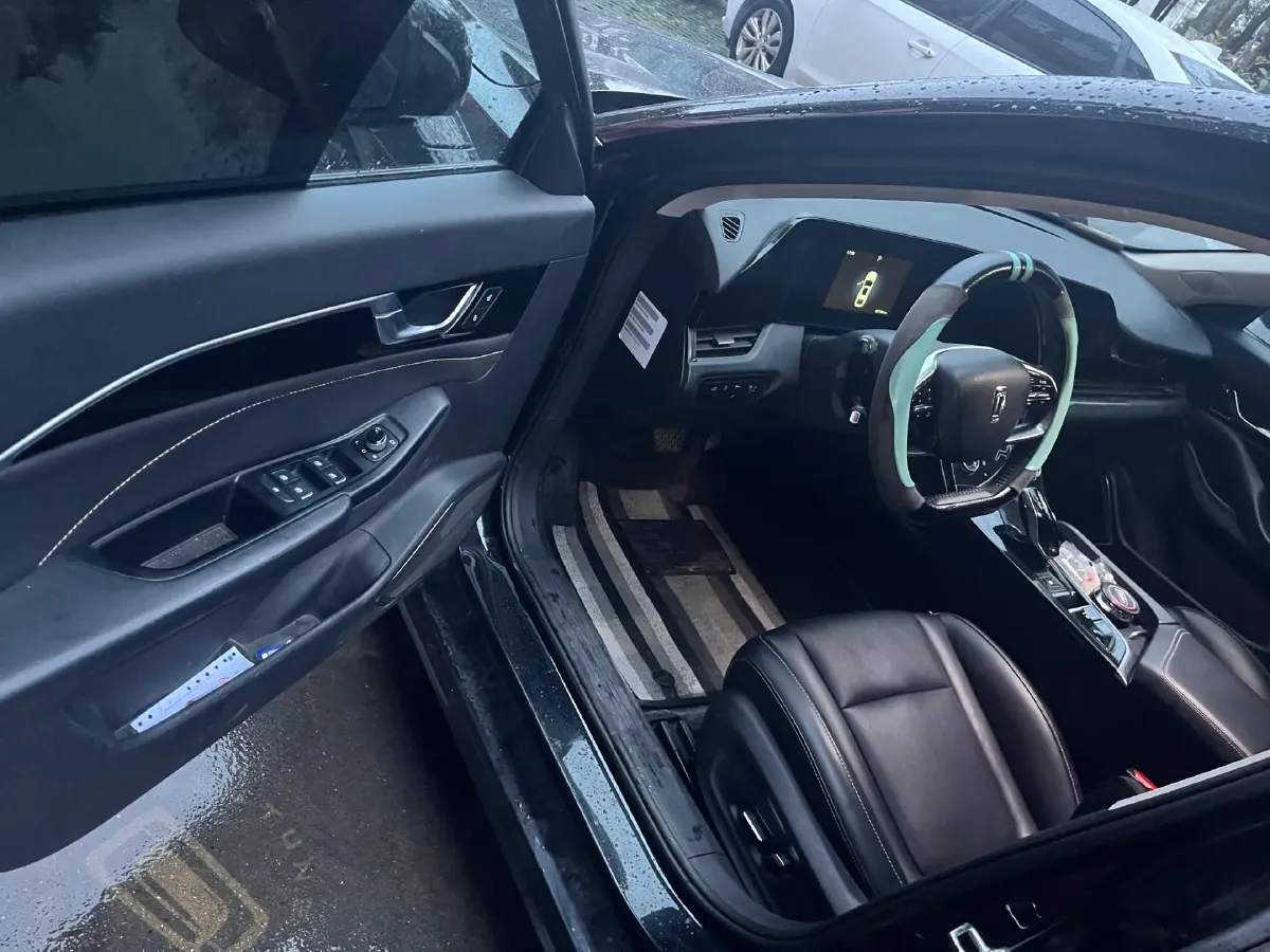 2022 Bestune B70 1.5T 169HP L4 7DCT,autocango,china used car exporter,china ev exporter,chinese used car exporter,chinese used ev exporter