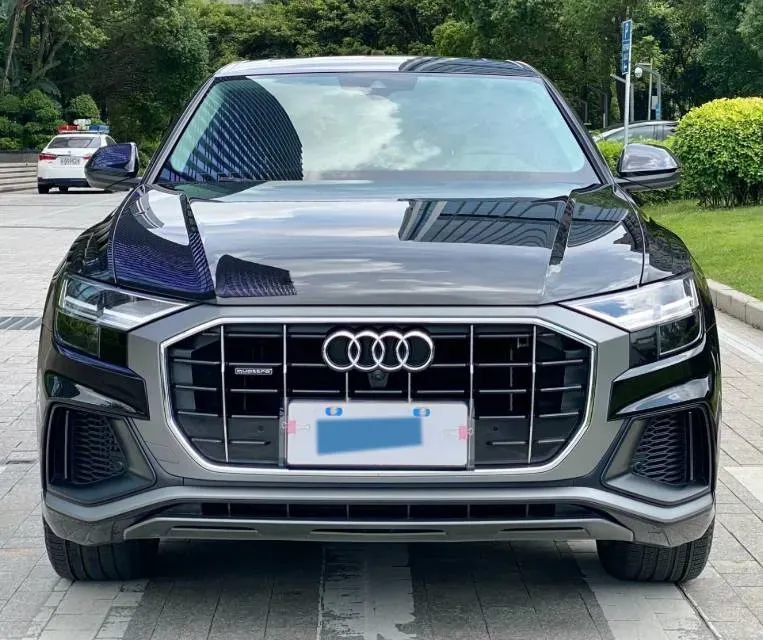 2021 Audi Q8 3.0T 340HP V6 8AT,autocango,china used car exporter,china ev exporter,chinese used car exporter,chinese used ev exporter