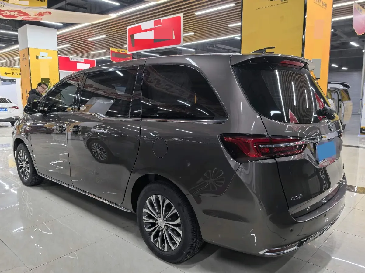 2023 Buick GL8 2.0T 237HP L4 9AT,autocango,china used car exporter,china ev exporter,chinese used car exporter,chinese used ev exporter