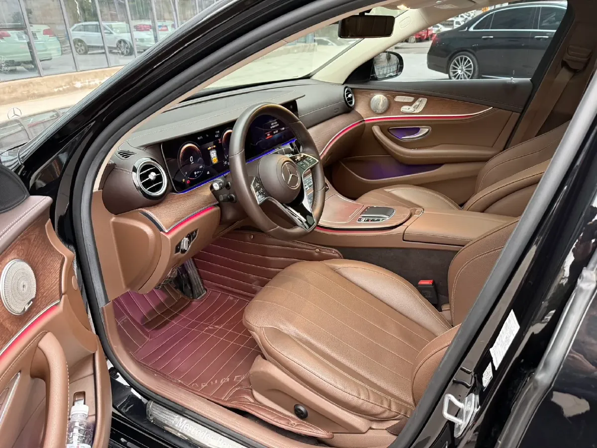 2022 Mercedes-Benz GLC Class 2.0T 258HP L4 9AT,autocango,china used car exporter,china ev exporter,chinese used car exporter,chinese used ev exporter