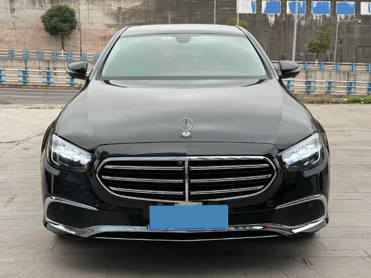 2022 Mercedes-Benz GLC Class 2.0T 258HP L4 9AT,autocango,china used car exporter,china ev exporter,chinese used car exporter,chinese used ev exporter