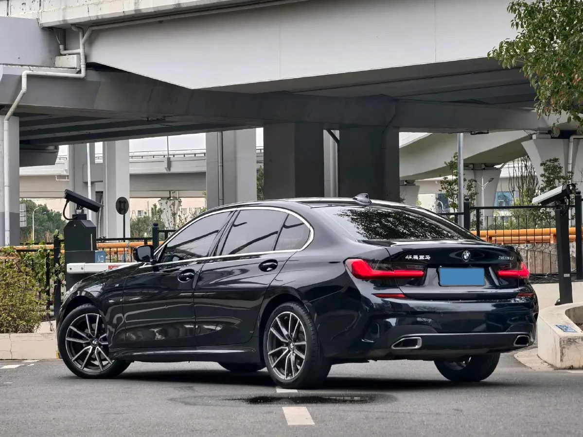 2021 BMW 3 Series 2.0T 184HP L4 8AT,autocango,china used car exporter,china ev exporter,chinese used car exporter,chinese used ev exporter