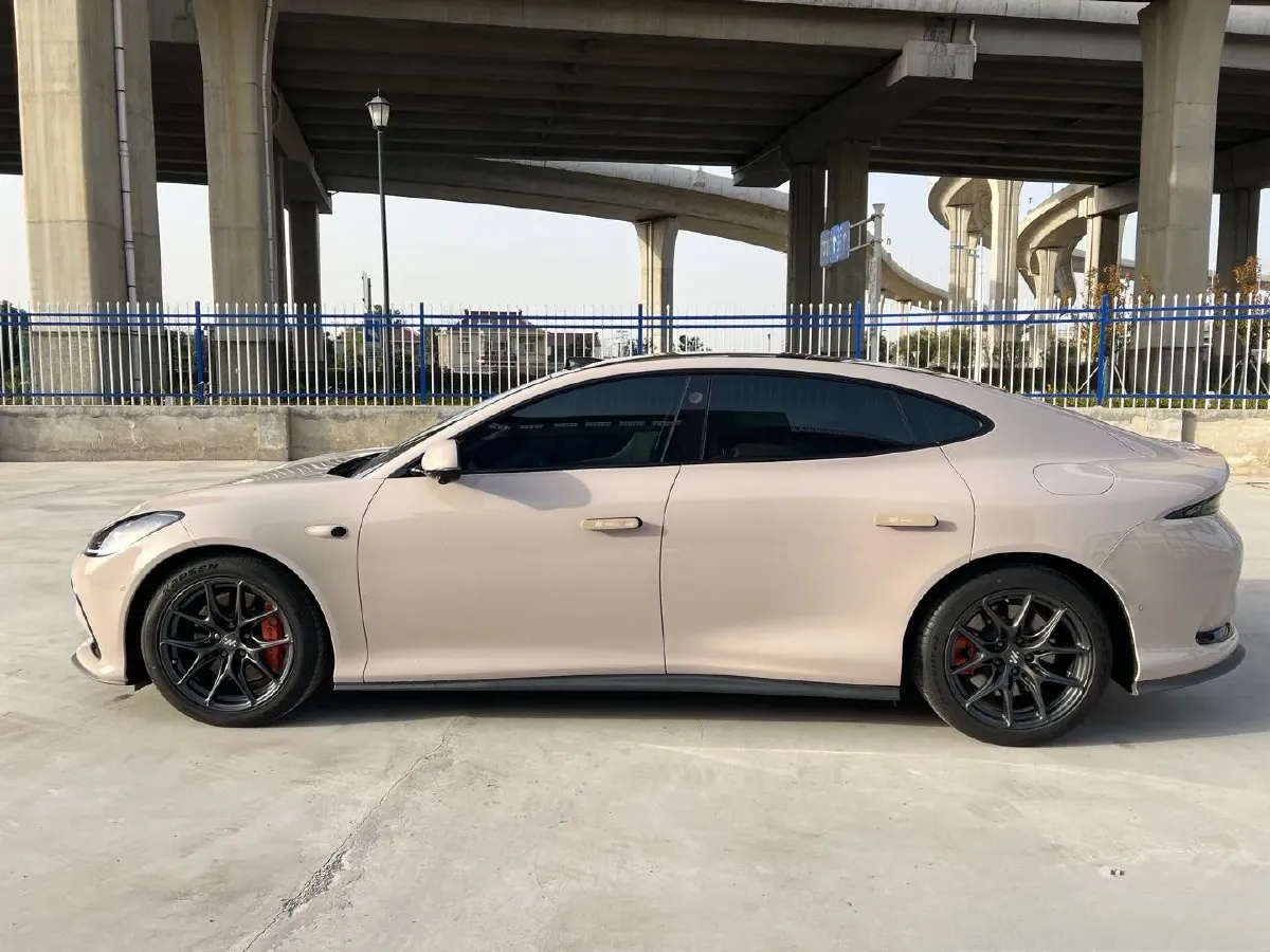 2024 IM L6 BEV 75KWH,autocango,china used car exporter,china ev exporter,chinese used car exporter,chinese used ev exporter