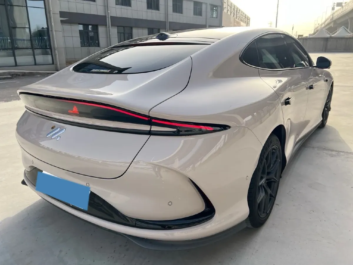 2024 IM L6 BEV 75KWH,autocango,china used car exporter,china ev exporter,chinese used car exporter,chinese used ev exporter