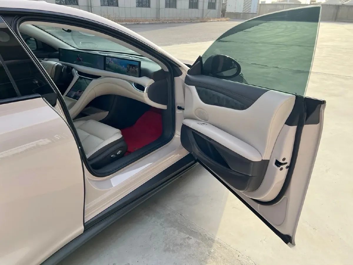 2024 IM L6 BEV 75KWH,autocango,china used car exporter,china ev exporter,chinese used car exporter,chinese used ev exporter