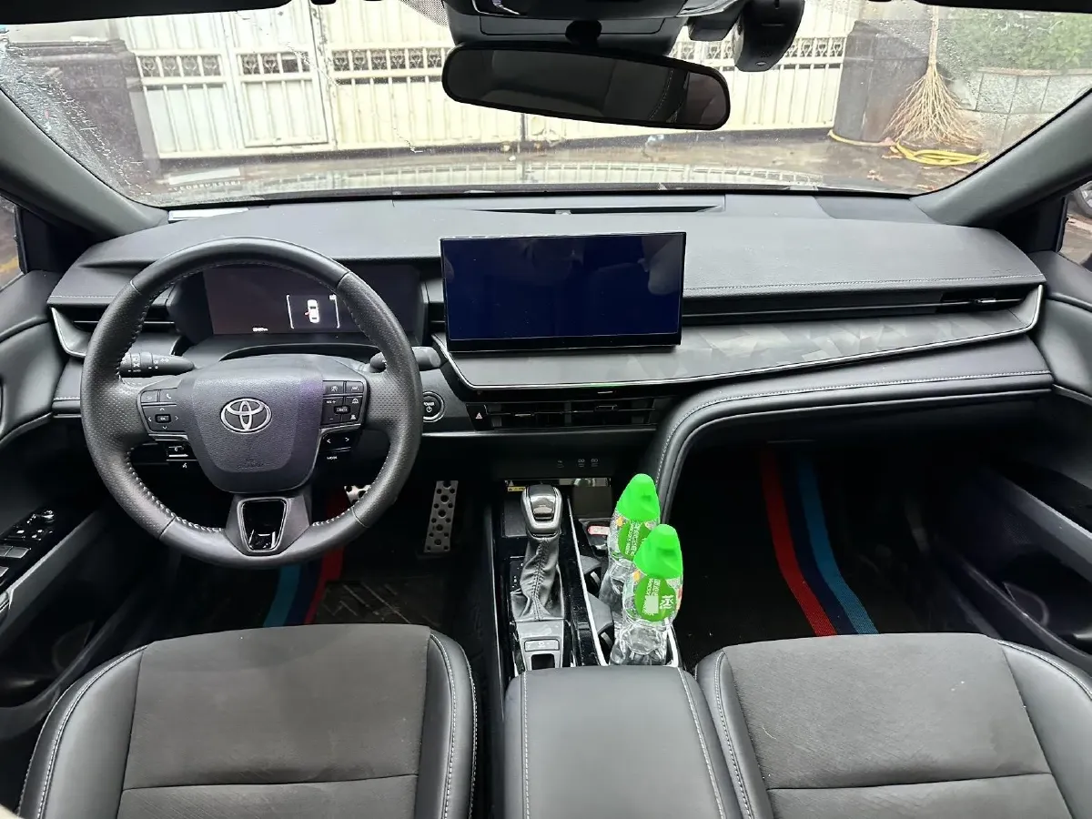 2024 Toyota Camry 2.0L 152HP L4 E-CVT Hybrid,autocango,china used car exporter,china ev exporter,chinese used car exporter,chinese used ev exporter